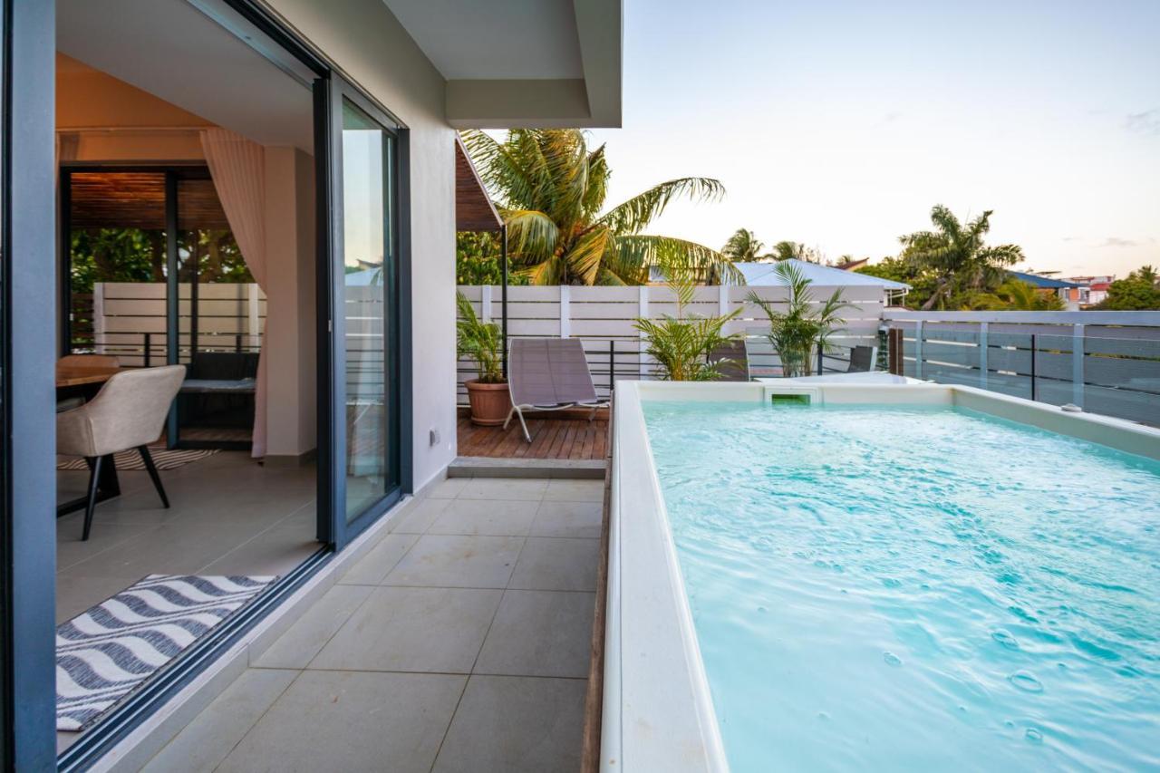 One Bay Residence Apartment 6 Pereybere Beach Exterior photo