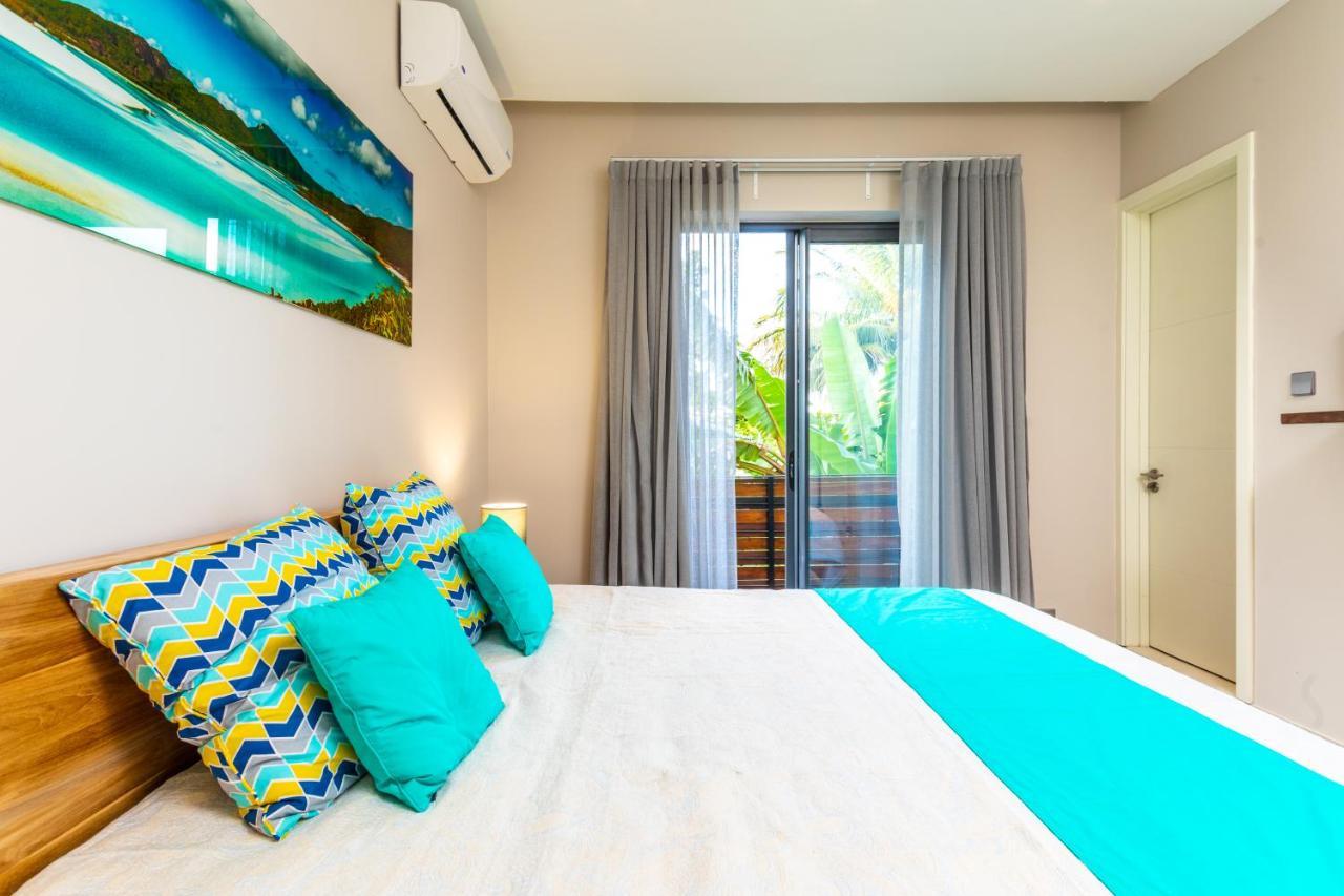 One Bay Residence Apartment 6 Pereybere Beach Exterior photo