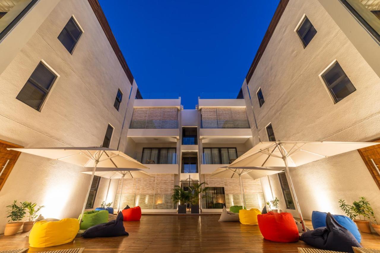 One Bay Residence Apartment 6 Pereybere Beach Exterior photo
